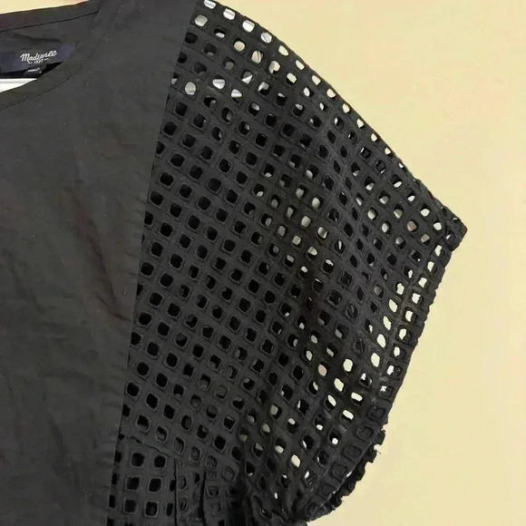 2/20 Madewell Black Cropped Eyelet Top - Women’s XS - Picture 3 of 10